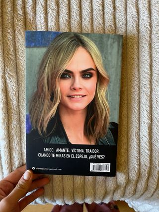 Mirror, Mirror: Una novela. Con Rowan Coleman