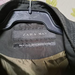 Cazadora Zara Man negra