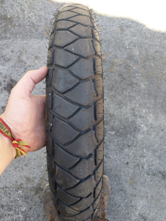 Neumático Moto Michelin 110-80-19 59V