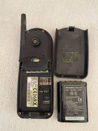 Telefonos movil Pilips y alcatel  vintage