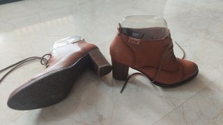 Botín camel de tacón pikolinos