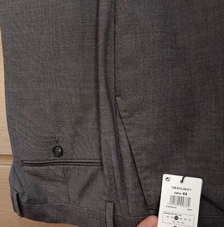 Traje de hombre color gris