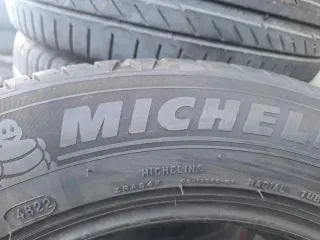 215 60 R17 96V Michelin - 1 neumático +75%
