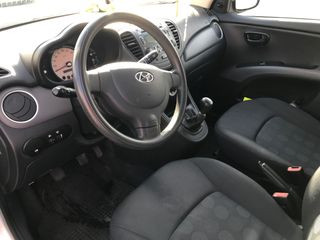 Hyundai i10 2011
