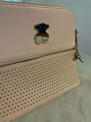 
✨ **¡Descubre este adorable bolso de TOUS!** ✨