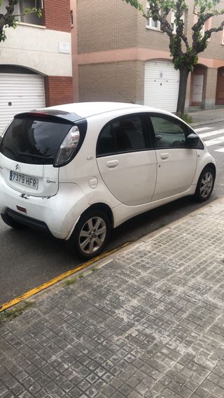 Citroen C zero electrico 2011
