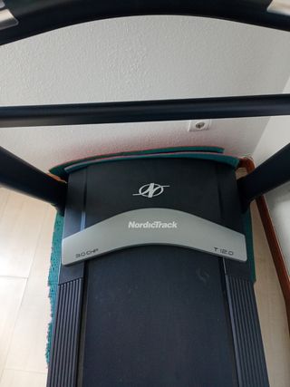 Cinta correr NordicTrack T12. 21kms- 10grs de elev