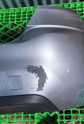 Paragolpes trasero Peugeot 308.