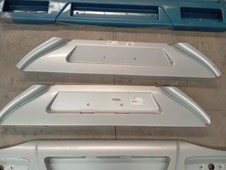 Vendo paragolpes y piezas de autocaravanas