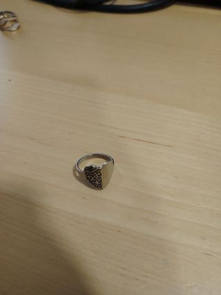 Anillo corazón acero