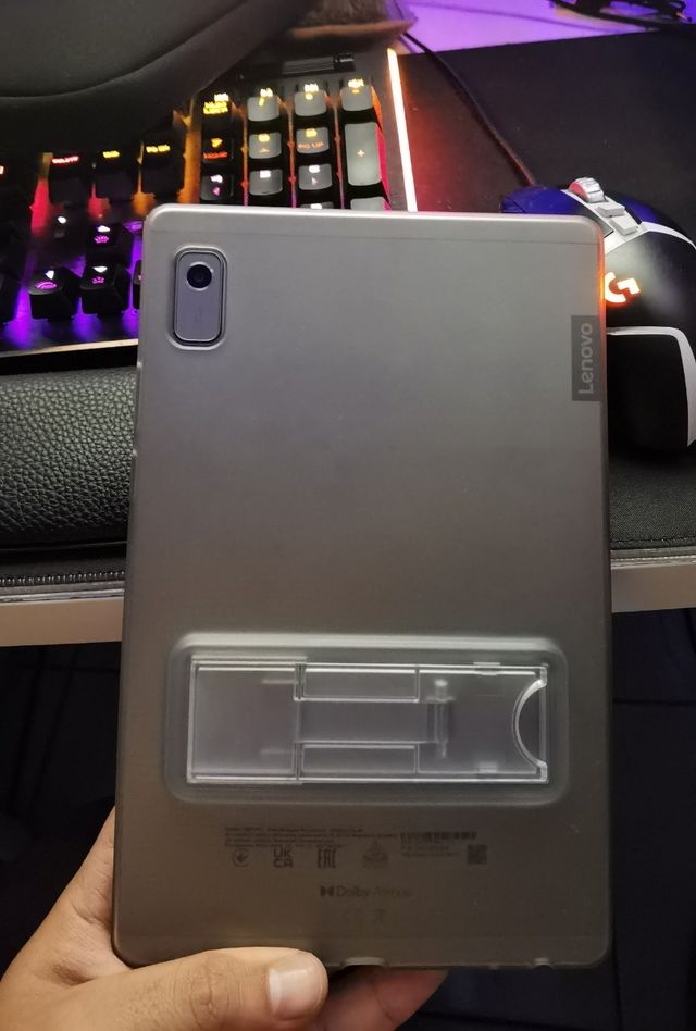 Lenovo tab m9 32gb con cover stand