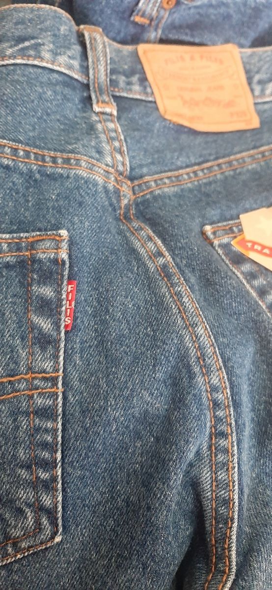 Jeans Filis azules, varios tamaños