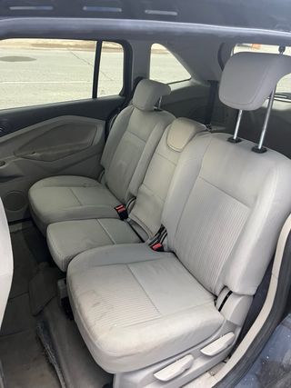 Ford Grand C-MAX 2011