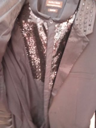 Chaqueta y camisa Zara Man negra