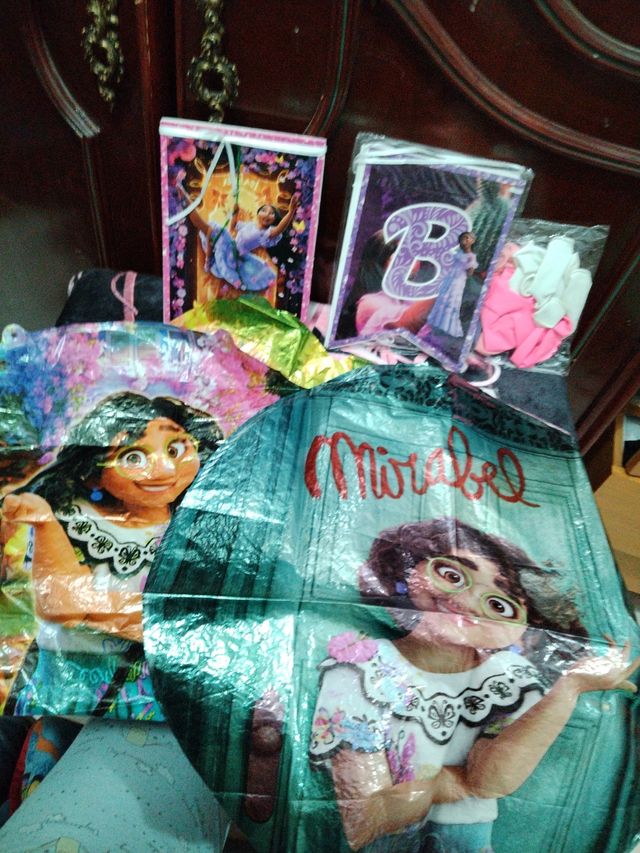 Kit Cumpleaños Mirabel Encanto