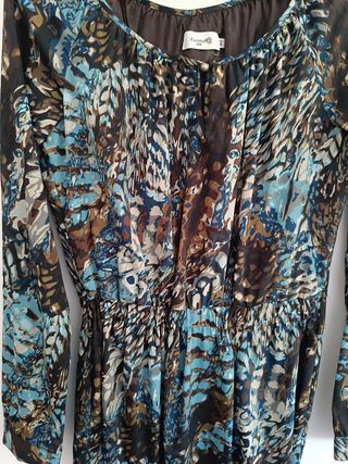 Vestido Fórmula Joven estampado talla 40