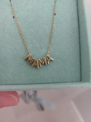 Collar 'Mama' dorado