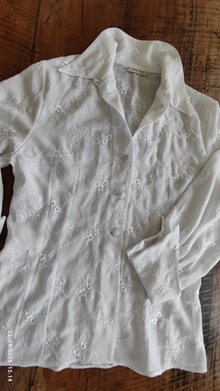 Blusa Swish bianca ricamata