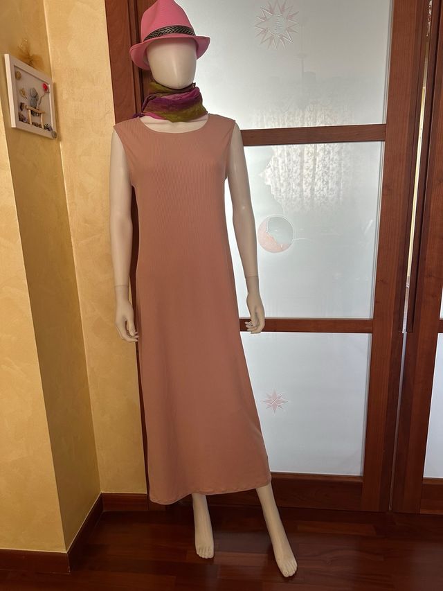 Vestito lungo rosa estivo