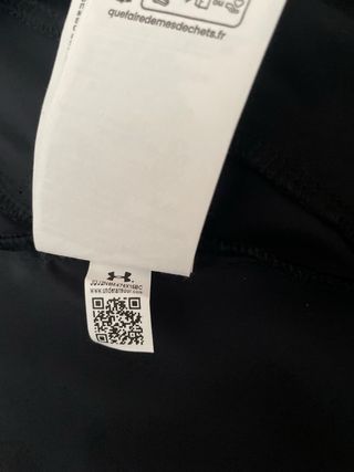 Chaqueta Under Armour negra talla 19/ S