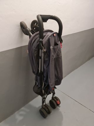 Carrito de paseo ligero 
