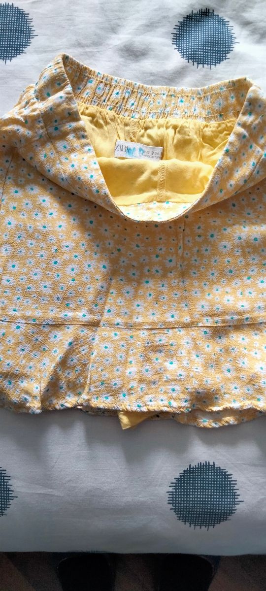 Falda floral Zara niña (T.9-134cm)
