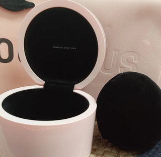 Caja Tous Lacada ancha rosa.NO es negociable 