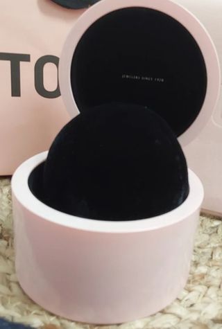 Caja Tous Lacada ancha rosa.NO es negociable 