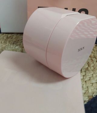 Caja Tous Lacada ancha rosa.NO es negociable 