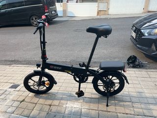 Bicicleta eléctrica DYU A1F PRO PLEGABLE. 
NUEVA!!