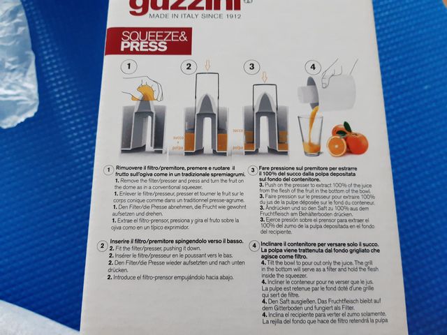 Exprimidor manual de diseño