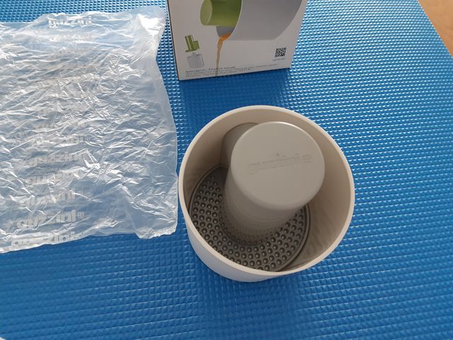 Exprimidor manual de diseño