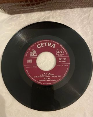 Cofanetto 45 giri in vinile