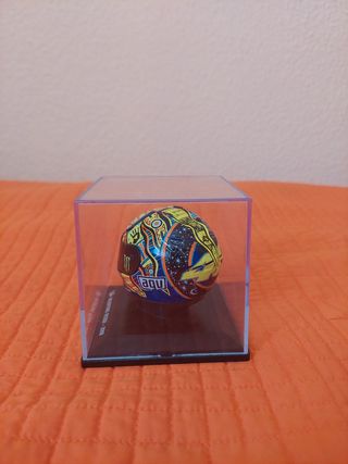 Casco figura Valentino Rossi 2009