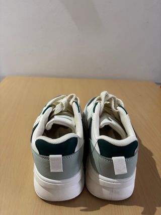 Zapatillas Adidas - Blancas y Verdes