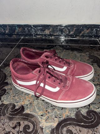 Zapatos vans burdeos