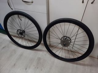 Ruedas Bontrager TLR 32 700c