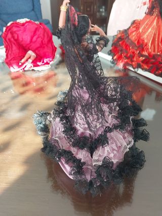 Preciosa muñeca antigua marin