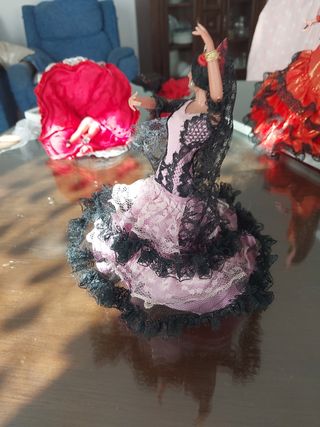 Preciosa muñeca antigua marin