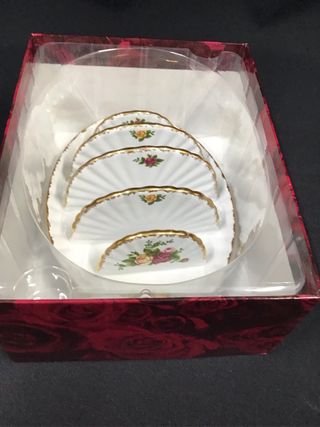 ROYAL ALBERT PORCELANA  BANDEJA PARA TOSTADAS