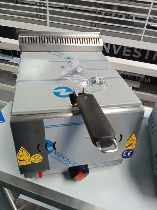 FREIDORA A GAS TIPO SARTEN INDUSTRIAL