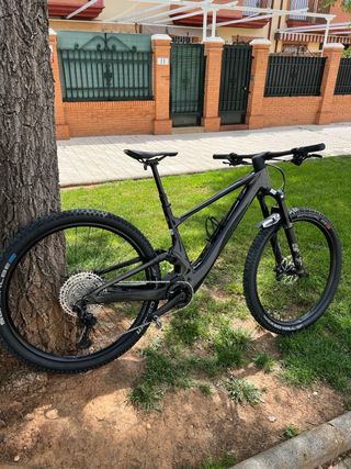Bicicleta electrica Scott lumen