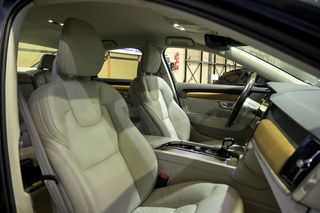 Volvo S90   2.0 D4 Inscription Auto 