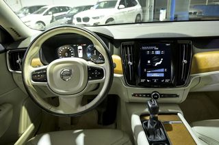 Volvo S90   2.0 D4 Inscription Auto 