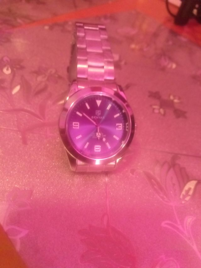 Reloj automático