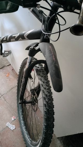 Bicicleta montaña color 26 cambio por desbrozadora