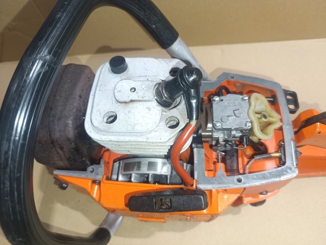 Husqvarna Práctica 61