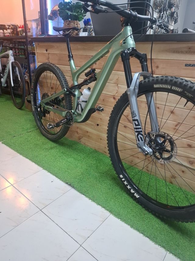 Bicicleta Enduro CANNONDALE