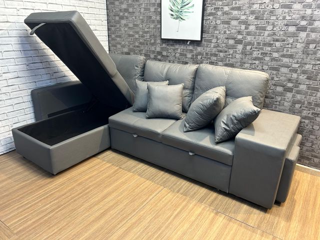 Vendo Sofá Cama Claire: Arcón y 2 Puffs Incluidos