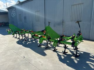 Semichisel cultivador 11 brazos manual